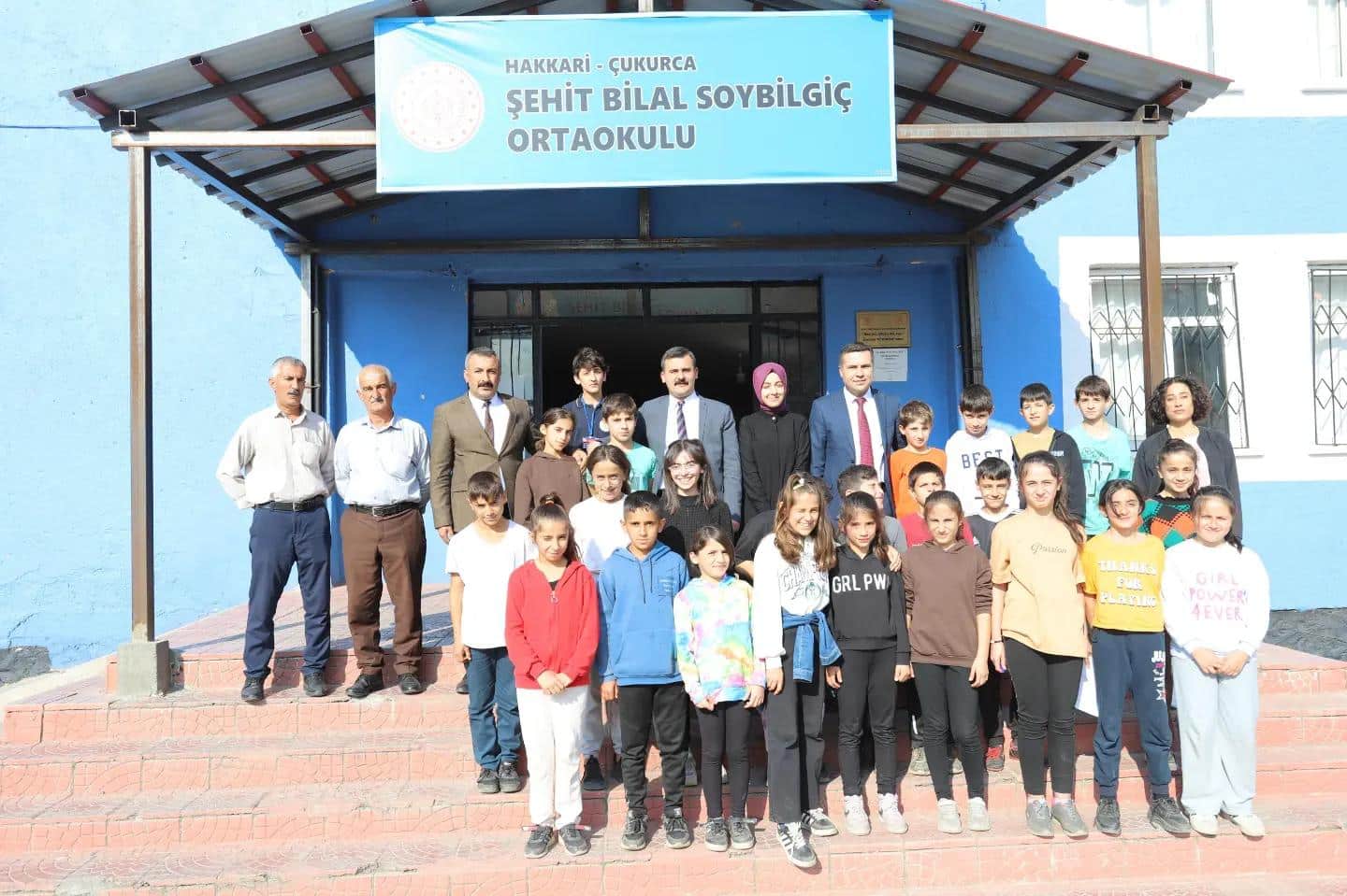Kaymakamımız Sayın Mert KUMCU ve İlçe Milli Eğitim Müdürümüz Sayın Ceyhan DOĞAN'ın Şehit Bilal Soybilgiç Ortaokulunu  Ziyareti 